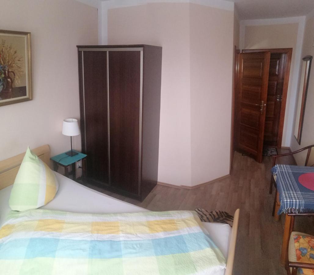Villa Meisterburg Sciegny Bilik gambar